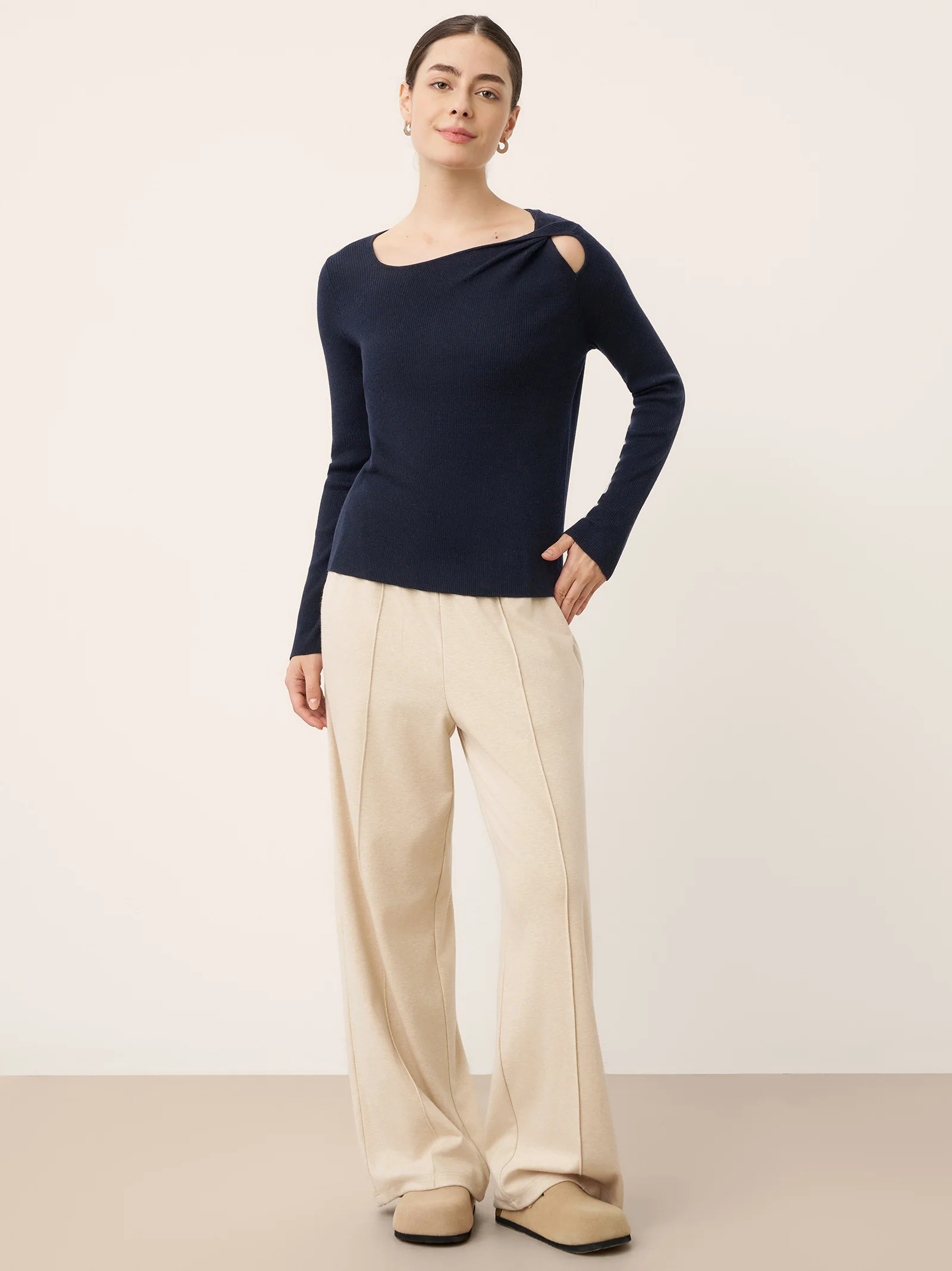 Merino Wool Knot Detail Asymmetric Cutout Top QUINNLEY - Image 6